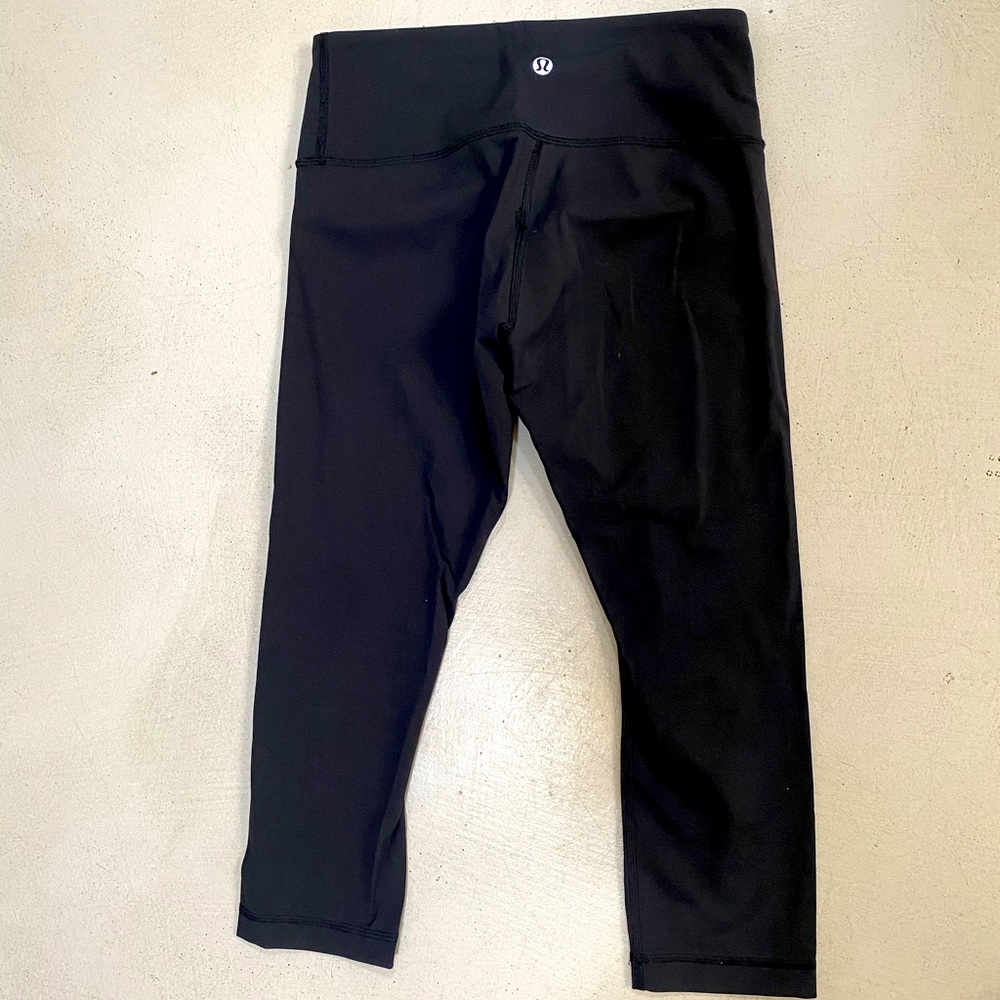 Lululemon crop wunder unders